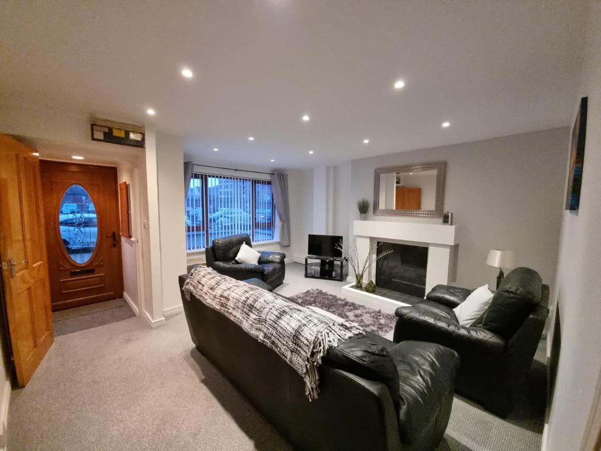 The Townhouse, Derry City Centre. Екстер'єр фото