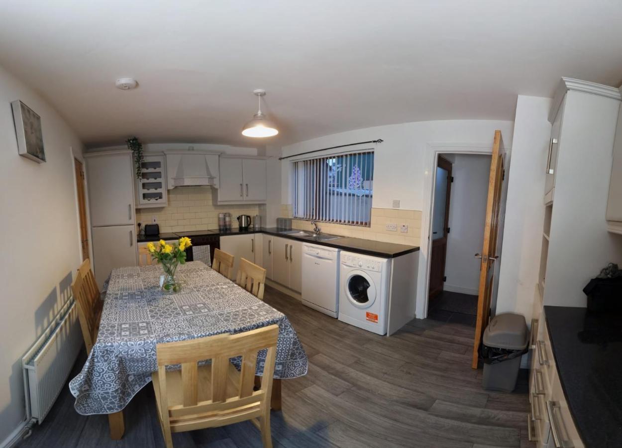 The Townhouse, Derry City Centre. Екстер'єр фото