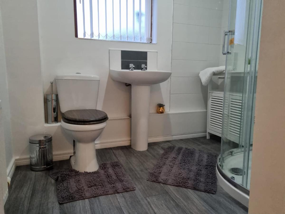 The Townhouse, Derry City Centre. Екстер'єр фото